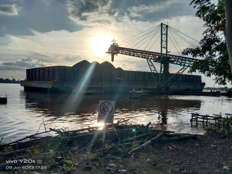 Jetty pelabuhan